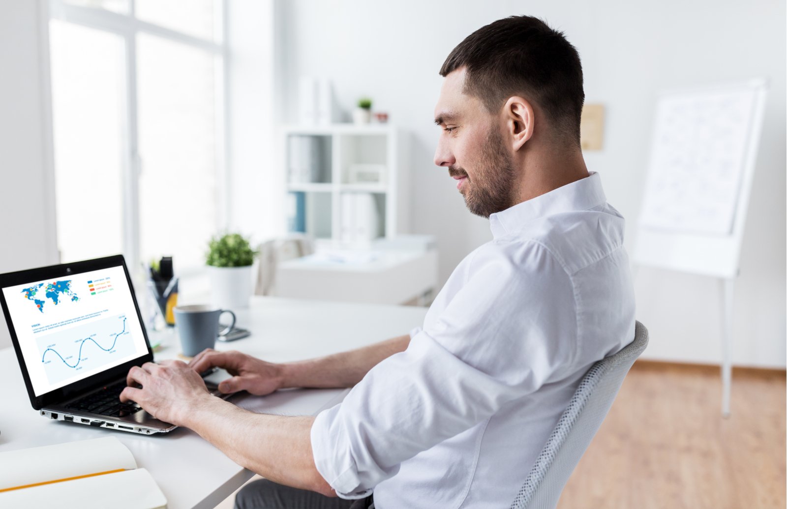 With its Data Studio, Google provides a practical data visualization tool that is perfect for beginners.